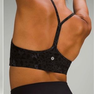 Lululemon Flow Y Nulu Bra Size 14